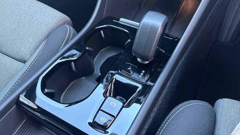 Volvo Xc40 1.5 T4 Recharge PHEV Plus Dark 5dr Auto Estate